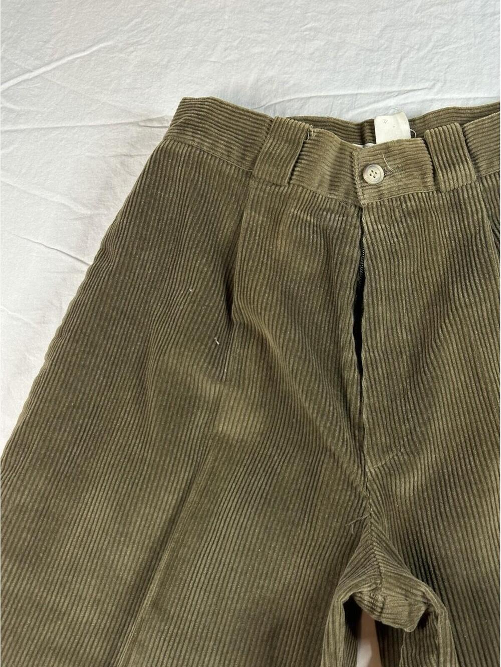 ✨🌿 Vintage Weathervane USA Olive Corduroy High Waist Pleated Pants Size 6🌿✨ - Picture 5 of 16